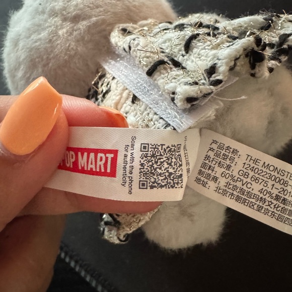 Labubu Hehe - Picture 4 of 5